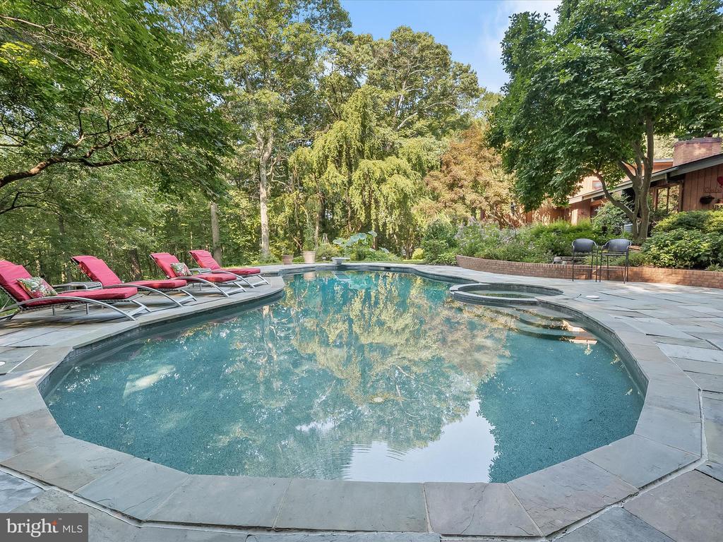 3591 HIPSLEY MILL ROAD