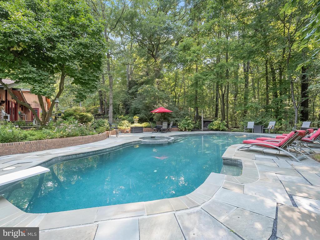 3591 HIPSLEY MILL ROAD