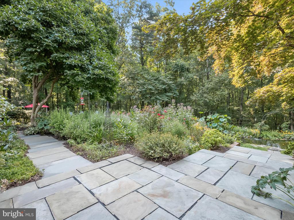 3591 HIPSLEY MILL ROAD