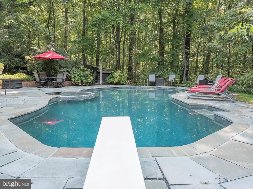 3591 HIPSLEY MILL ROAD