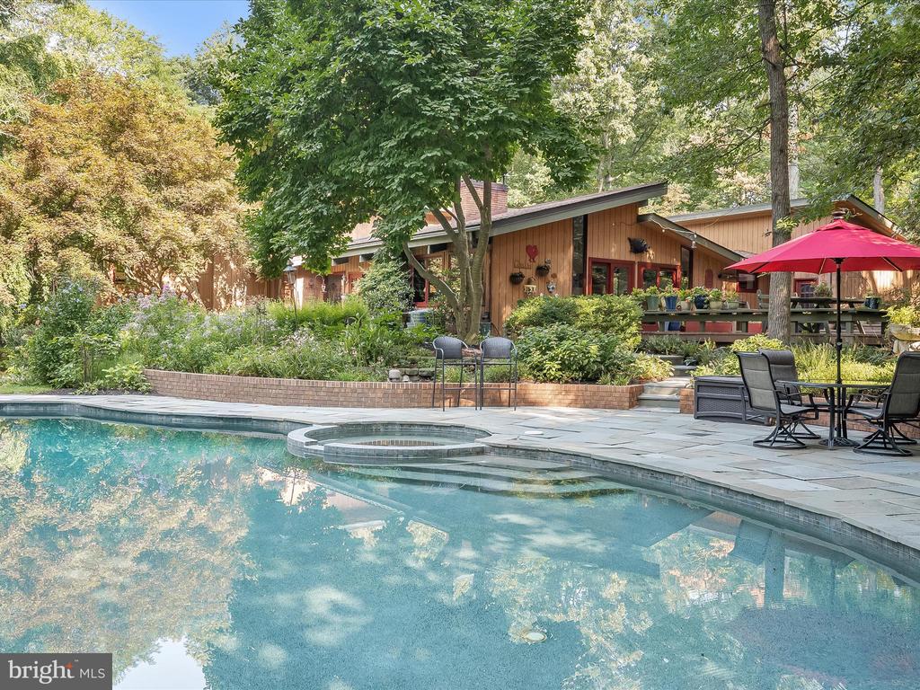 3591 HIPSLEY MILL ROAD