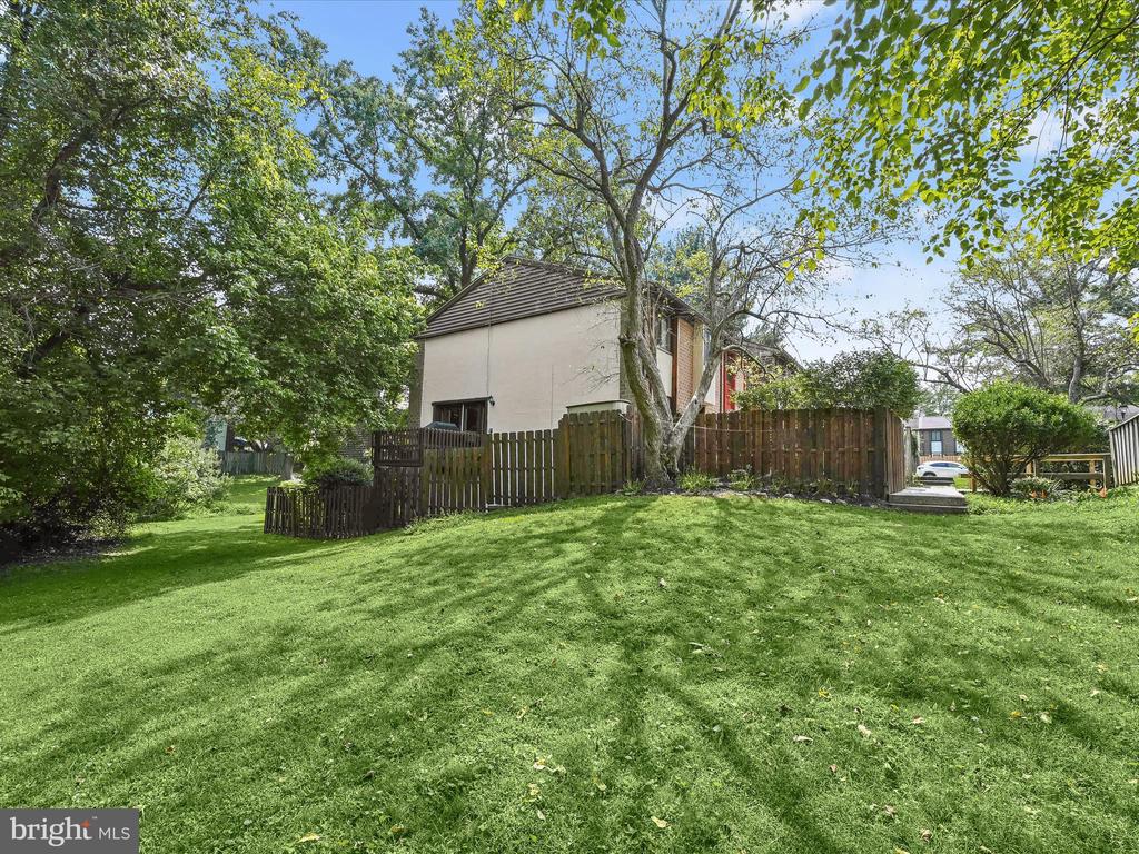 6547 OVERHEART LN