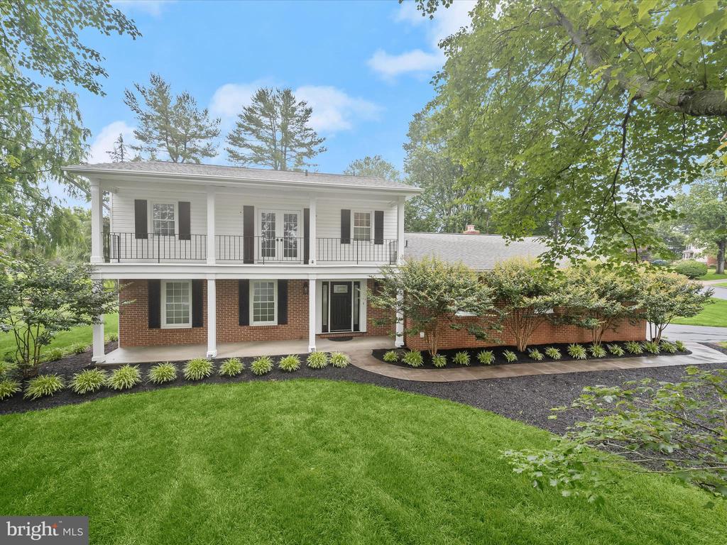 8018 MARTOWN RD