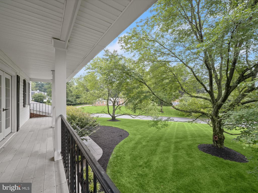 8018 MARTOWN RD