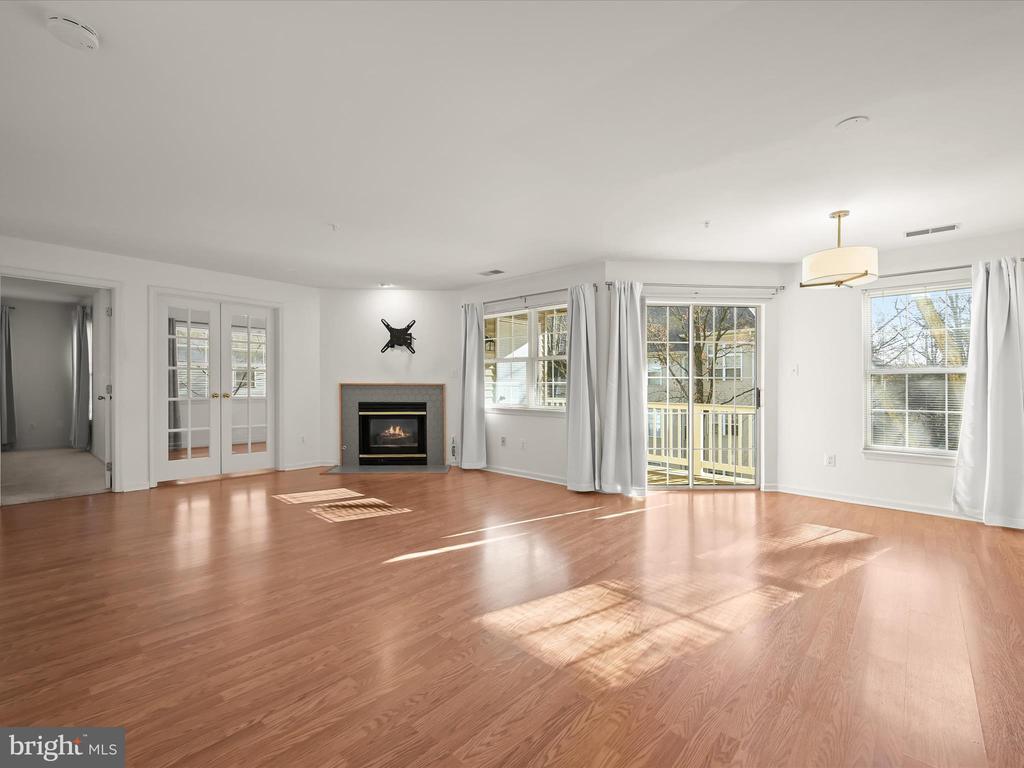 5812 WYNDHAM CIRCLE Unit: 205