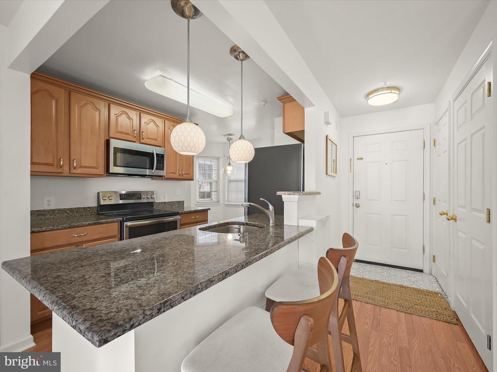 5812 WYNDHAM CIRCLE Unit: 205