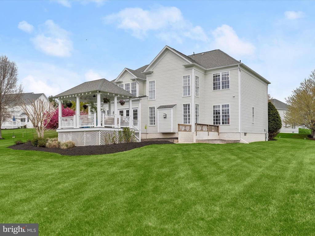 15320 DOE HILL CT
