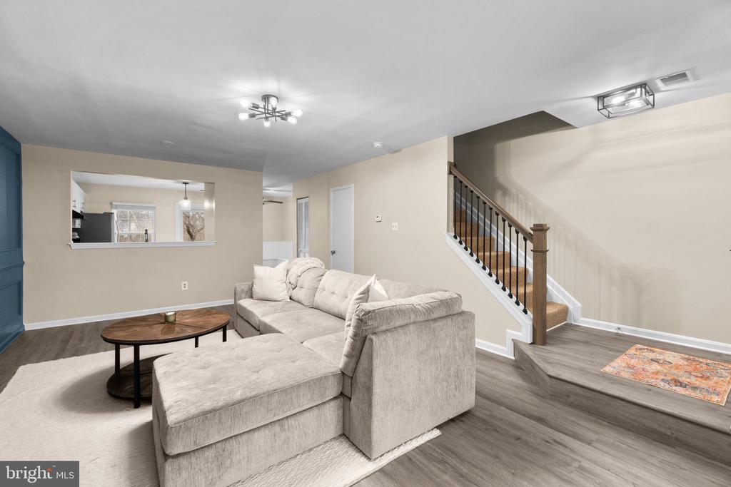 4850 DORSEY HALL DRIVE Unit: 8