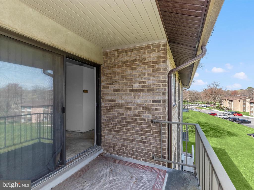 6011 MAJORS LN #6 A6