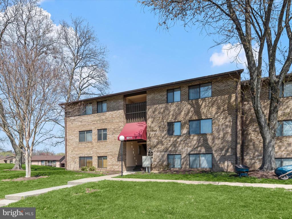 6011 MAJORS LN #6 A6