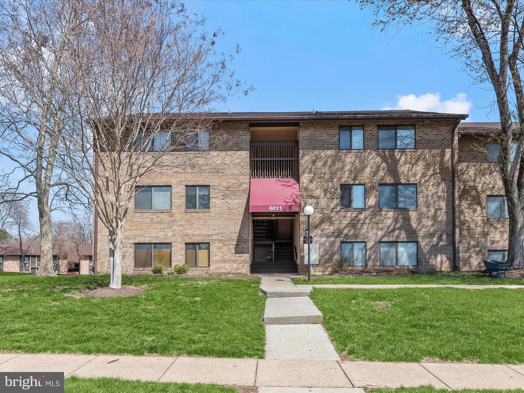 6011 MAJORS LN #6 A6