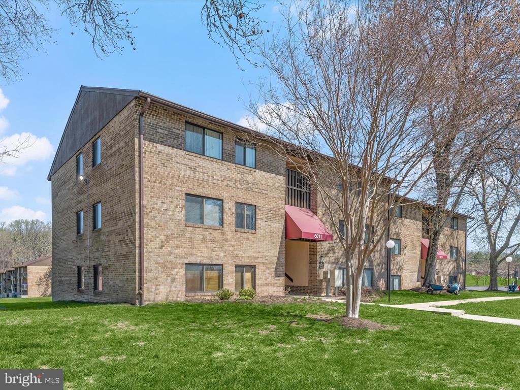 6011 MAJORS LN #6 A6