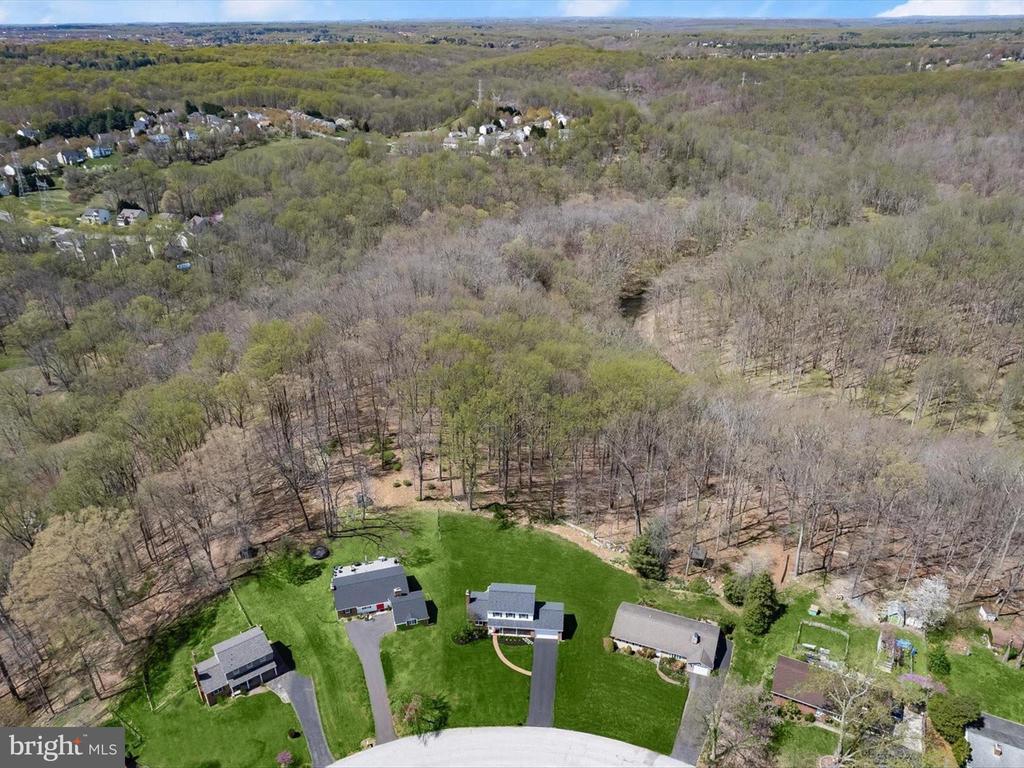 2222 MOUNT HEBRON DR