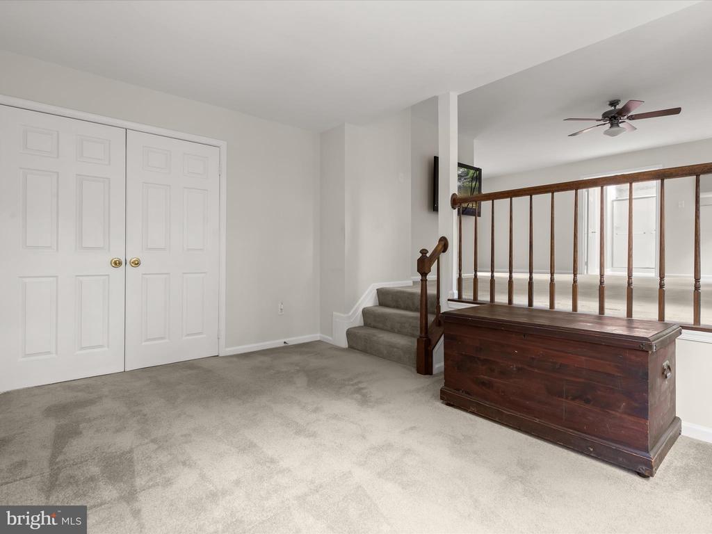 8806 CARDINAL COURT