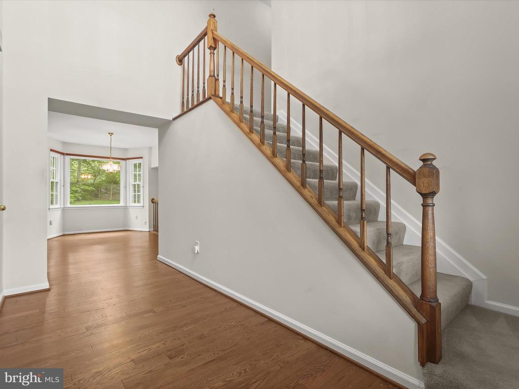 8806 CARDINAL COURT