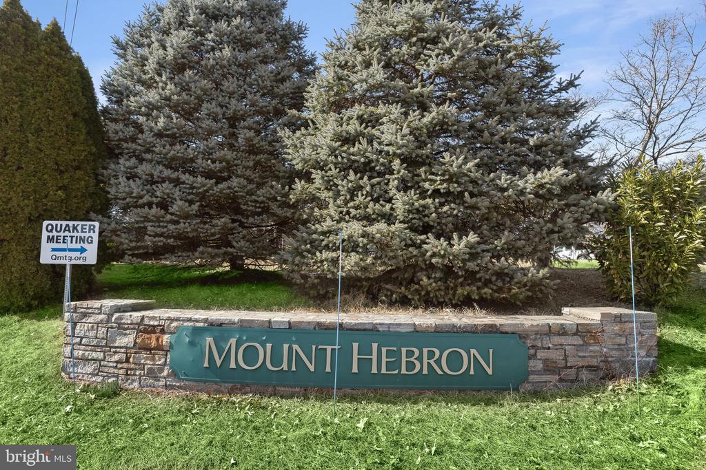 2329 MOUNT HEBRON DR