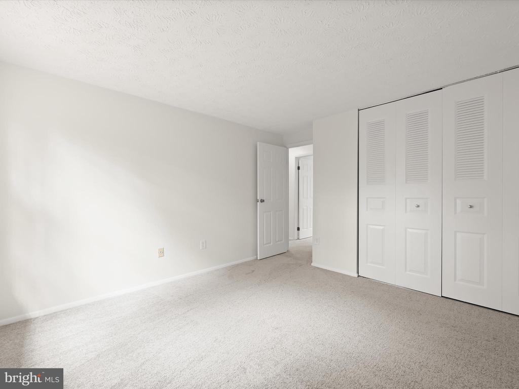 7950 HELMART DR