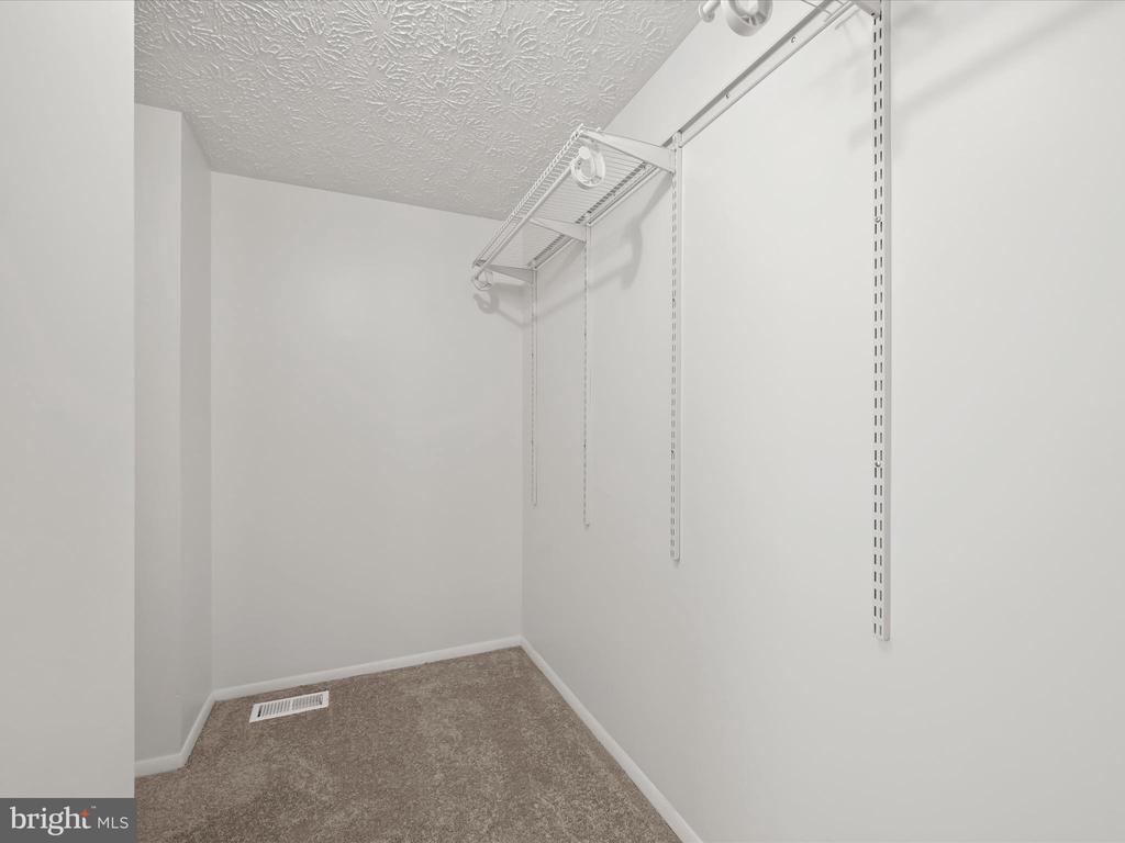 7950 HELMART DR