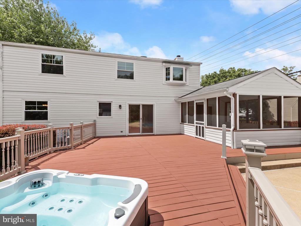 10205 SCAGGSVILLE RD