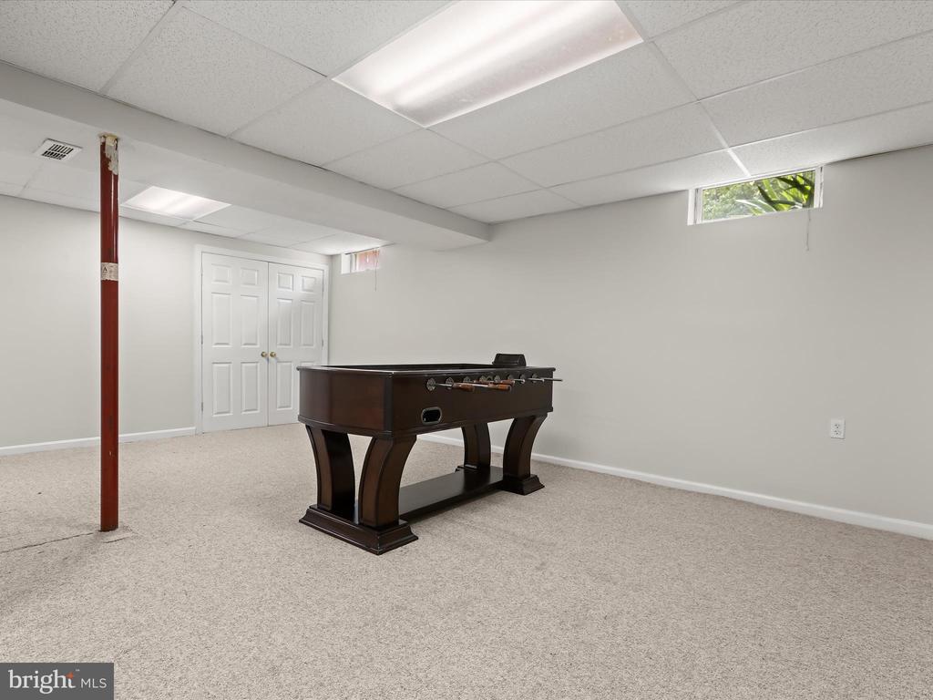 10205 SCAGGSVILLE RD