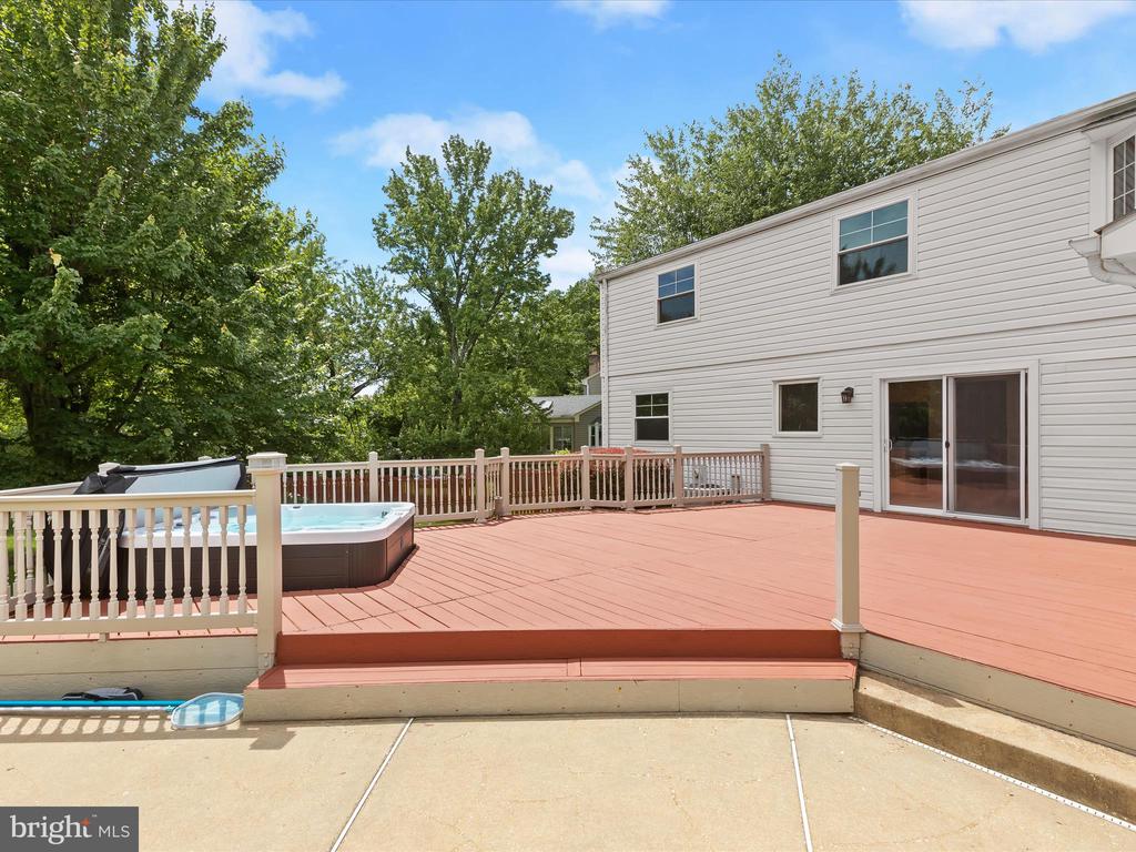 10205 SCAGGSVILLE RD