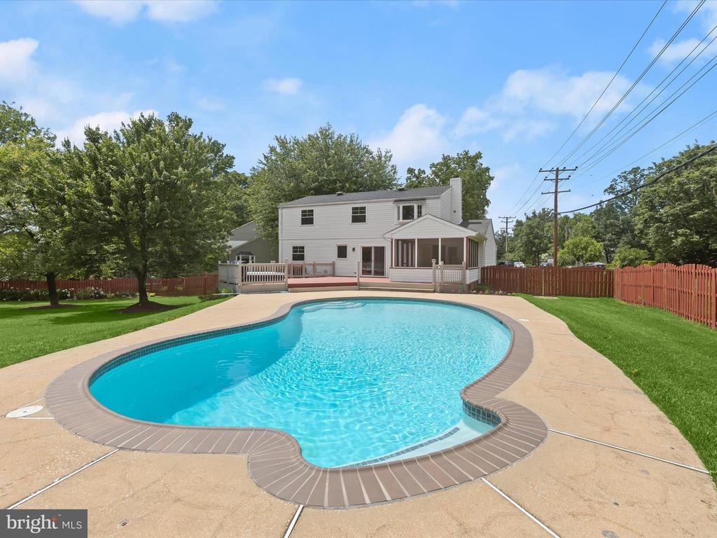 10205 SCAGGSVILLE RD