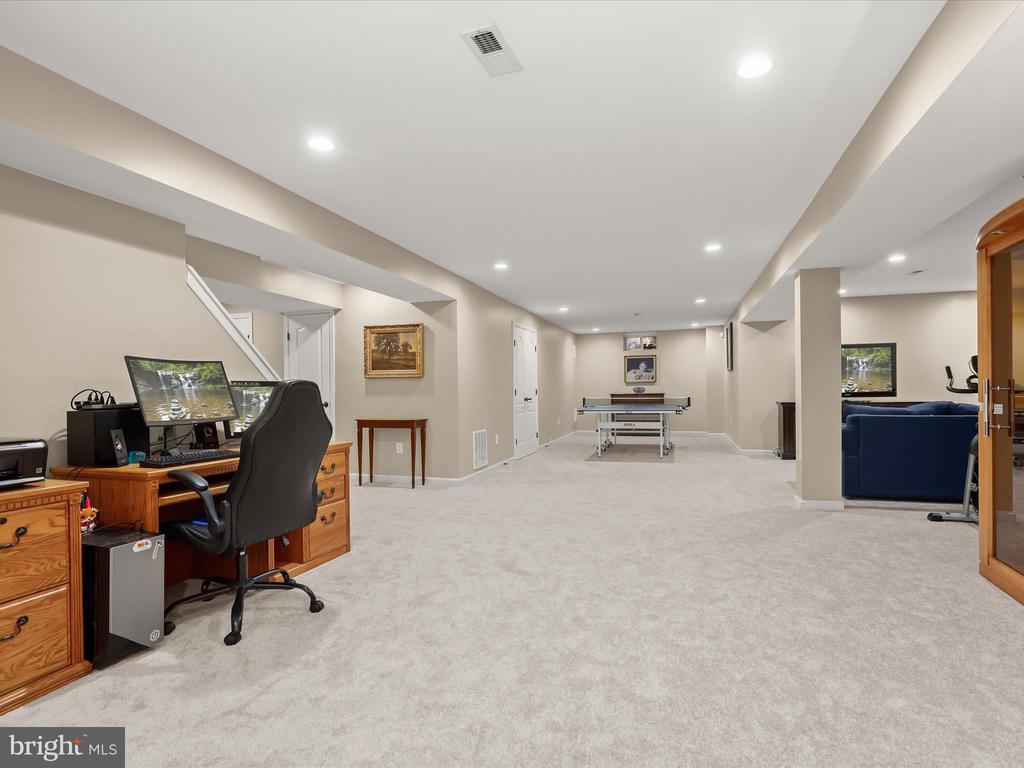 15300 DOE HILL COURT