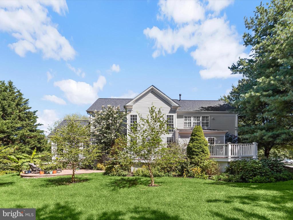 15300 DOE HILL COURT
