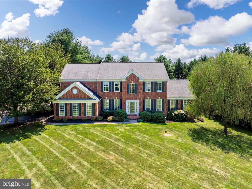 15300 DOE HILL COURT