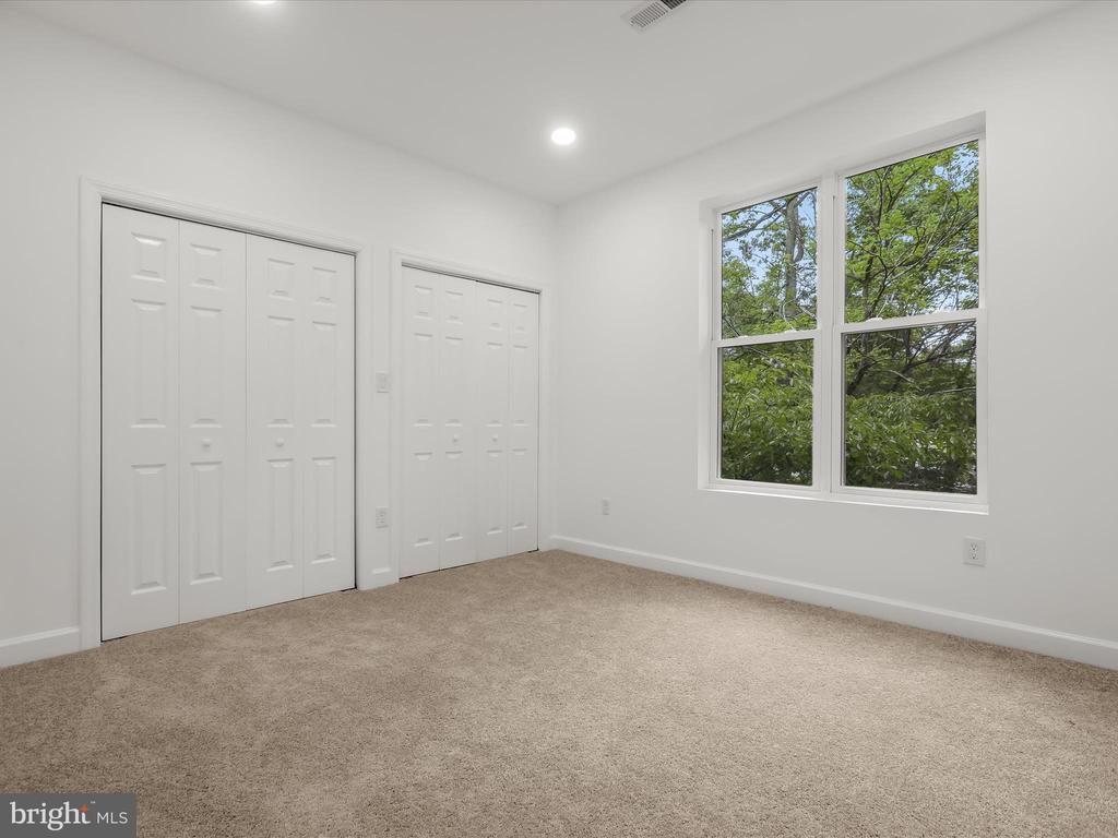 10019 GUILFORD RD
