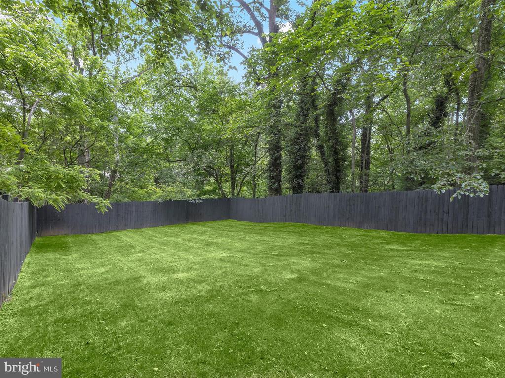 10019 GUILFORD RD
