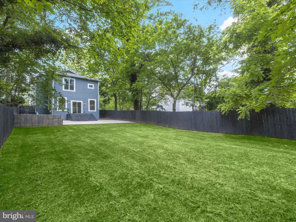 10019 GUILFORD RD
