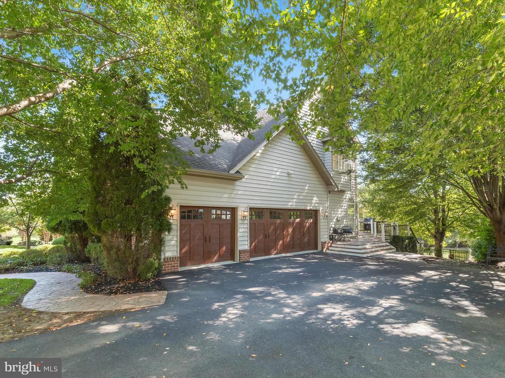 3583 WILLOW BIRCH DR