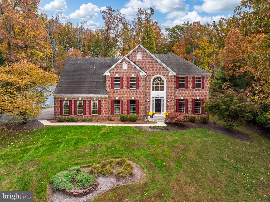 1941 SYCAMORE SPRING CT