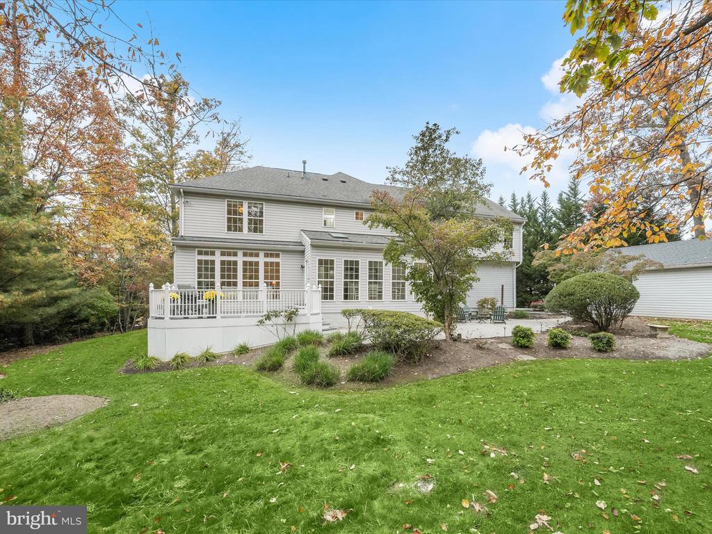 1941 SYCAMORE SPRING CT