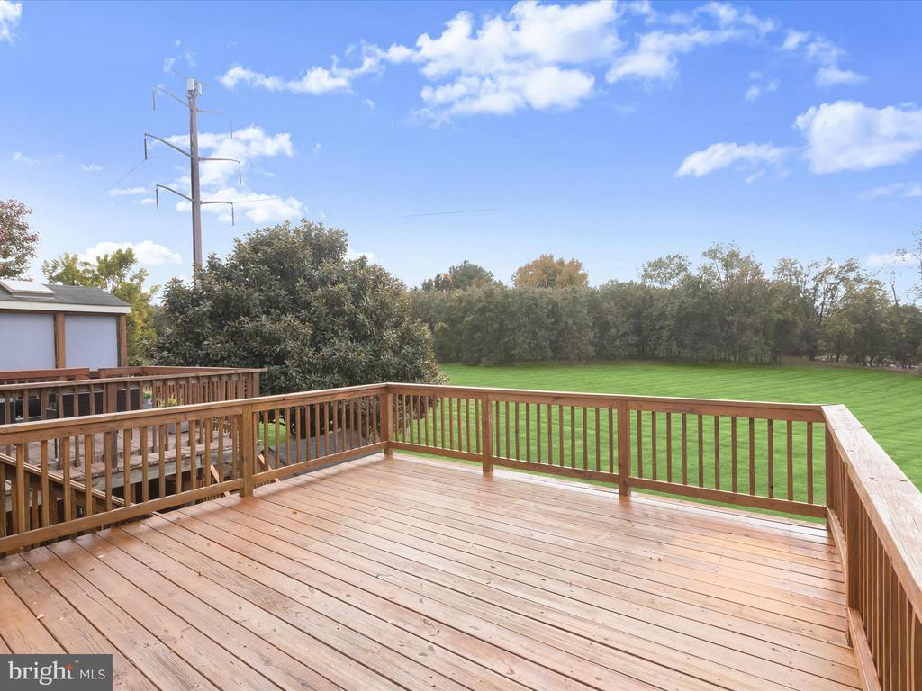 6425 AUTUMN GOLD CT