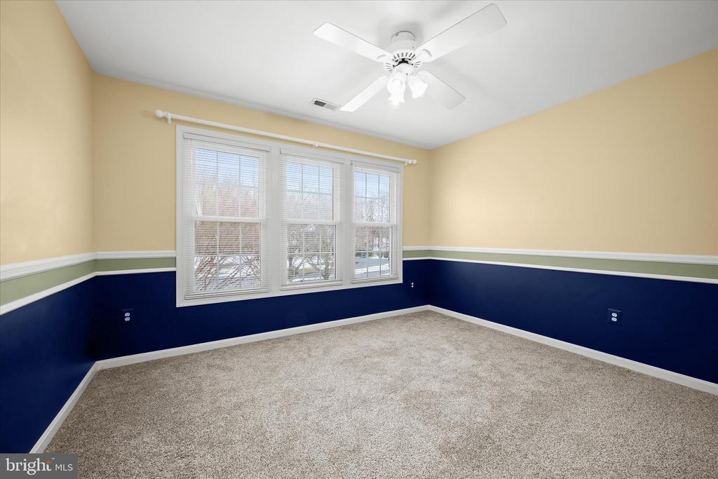 7128 CRABBURY COURT
