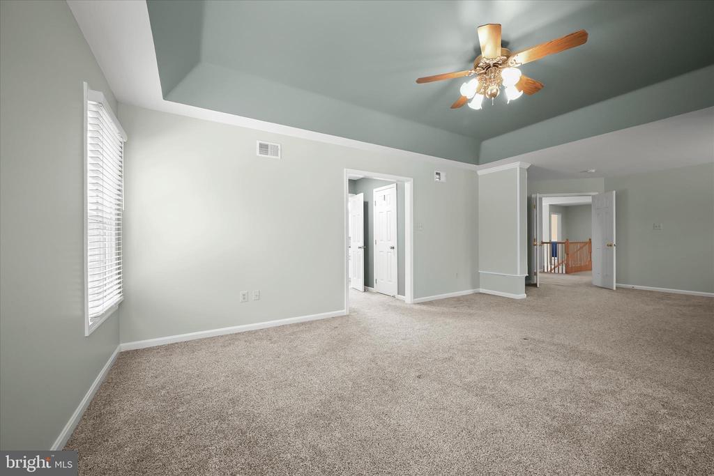 7128 CRABBURY COURT