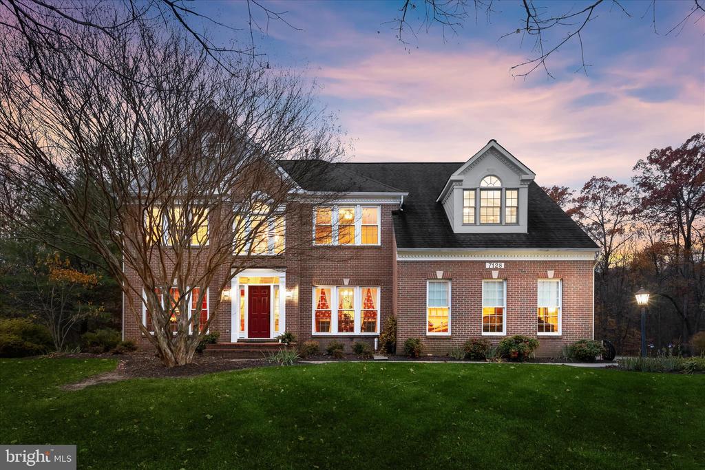7128 CRABBURY COURT