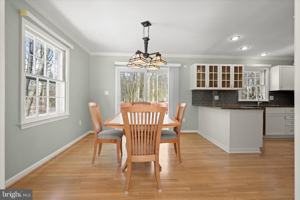3300 ROSCOMMON DRIVE