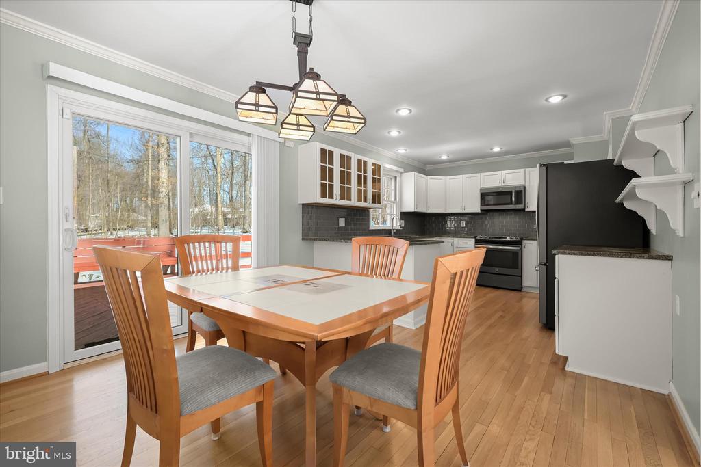 3300 ROSCOMMON DRIVE