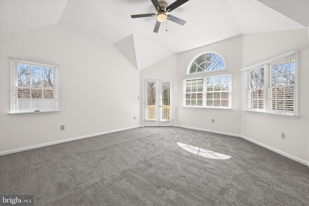 4034 WHITE STAR WAY