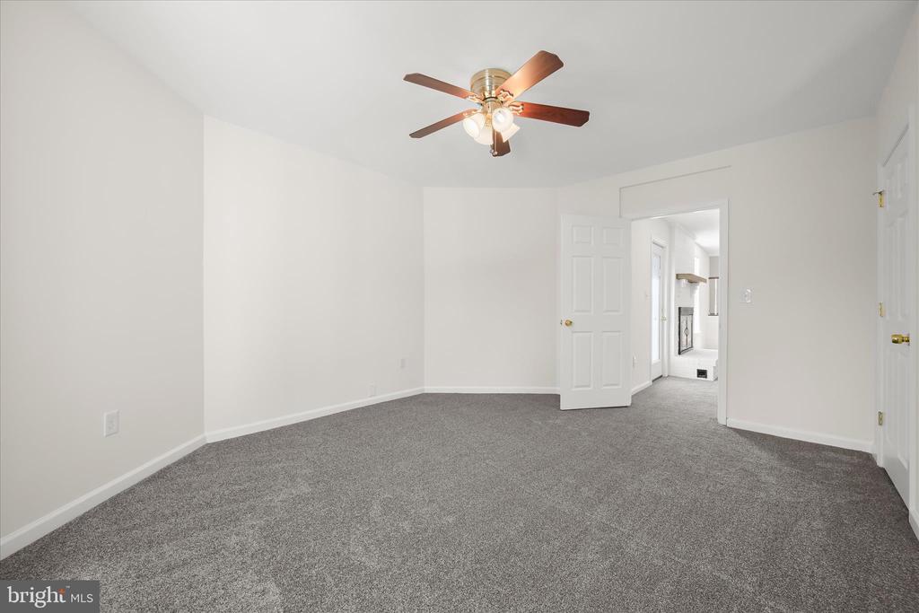 4034 WHITE STAR WAY