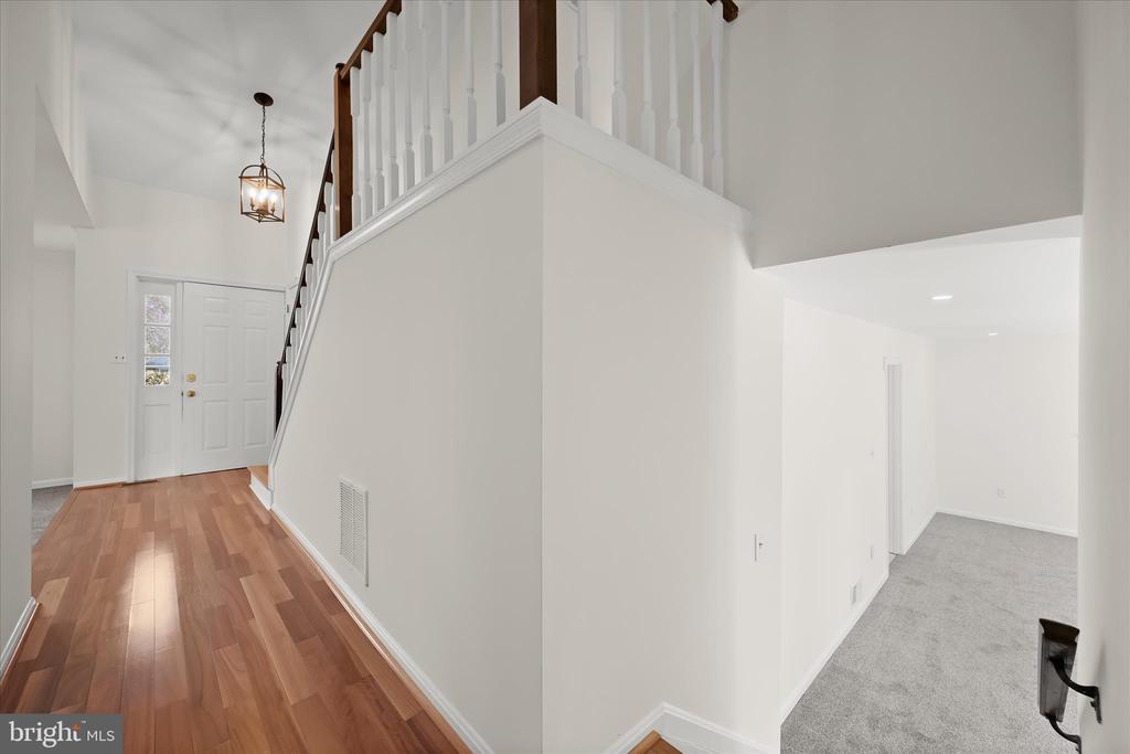 4034 WHITE STAR WAY