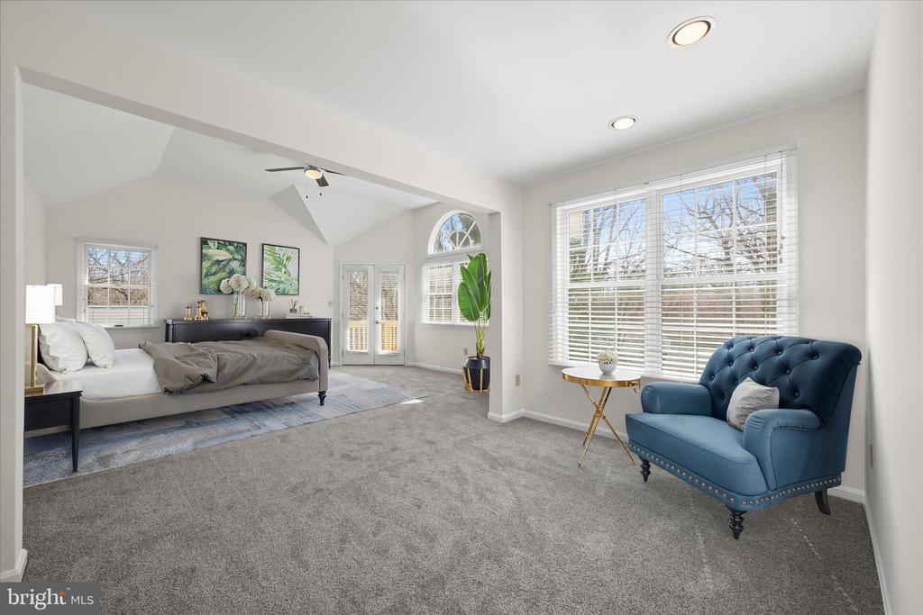 4034 WHITE STAR WAY