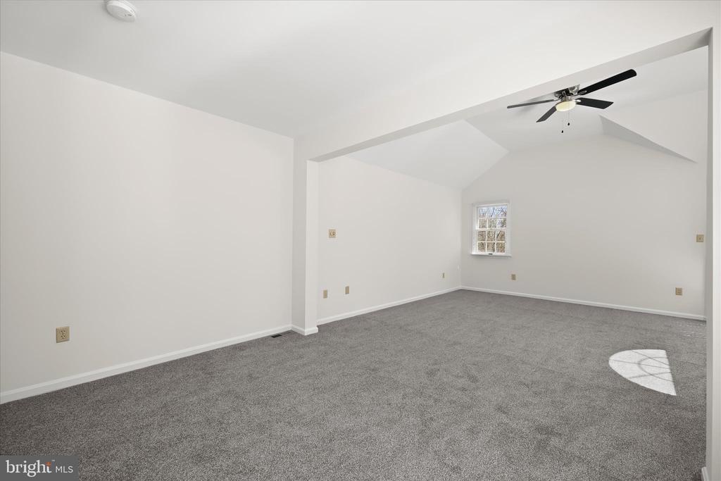 4034 WHITE STAR WAY