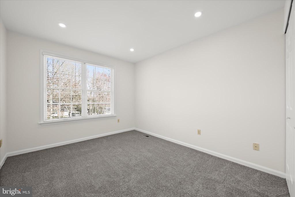 4034 WHITE STAR WAY