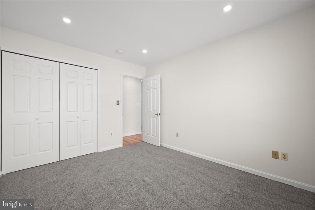 4034 WHITE STAR WAY