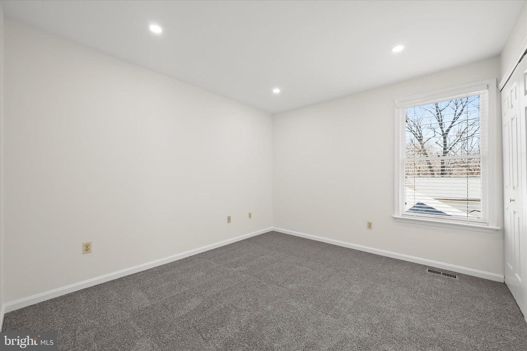 4034 WHITE STAR WAY