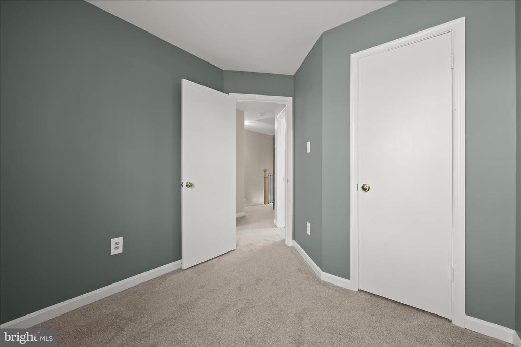 4850 DORSEY HALL DRIVE Unit: 8
